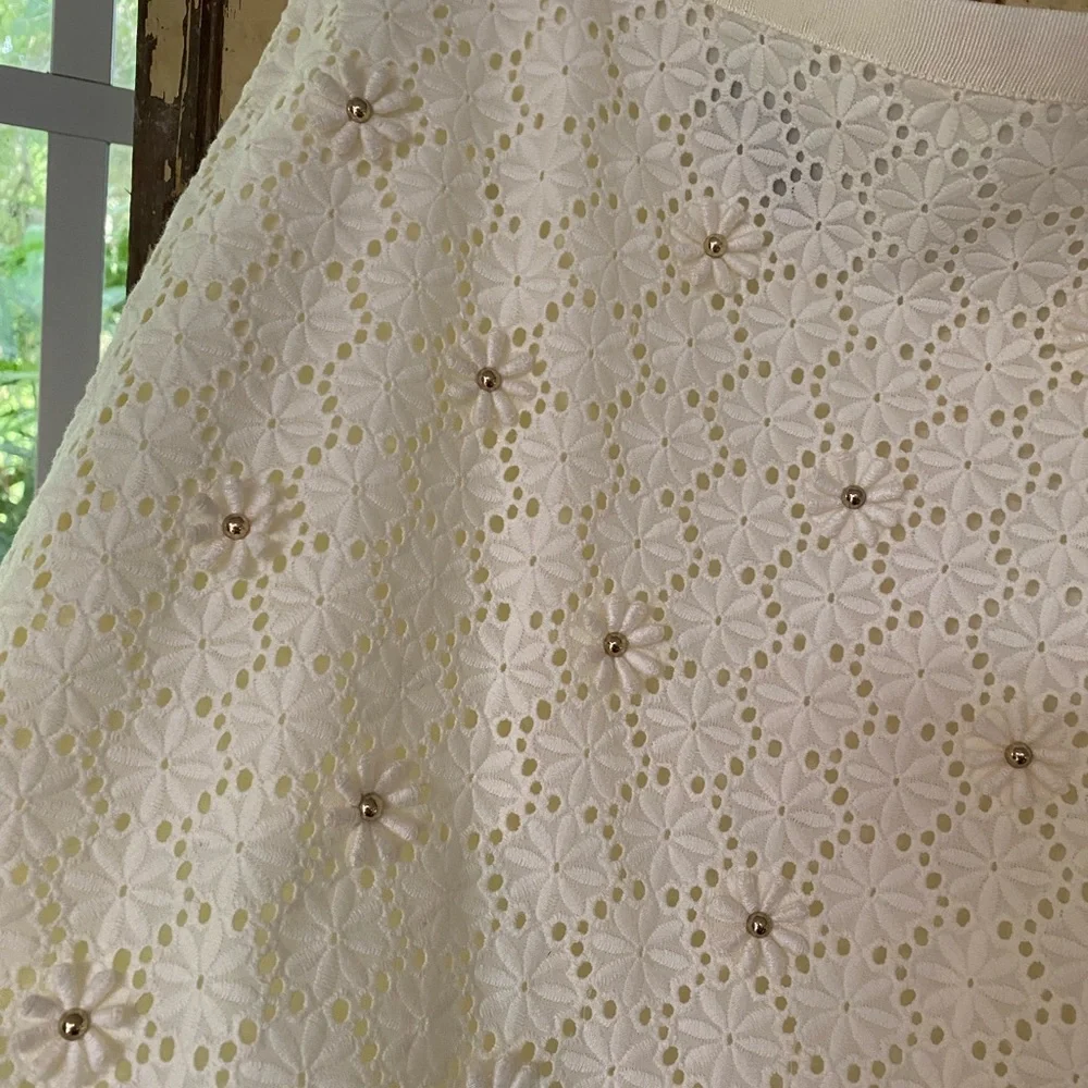 Talbot’s eyelet lace skirt casual bride honeymoon attire size 4